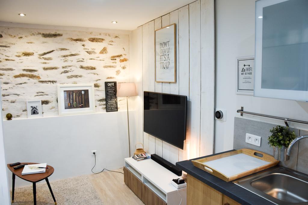 Unsejouranantes - Le Bel Air Apartment Luaran gambar